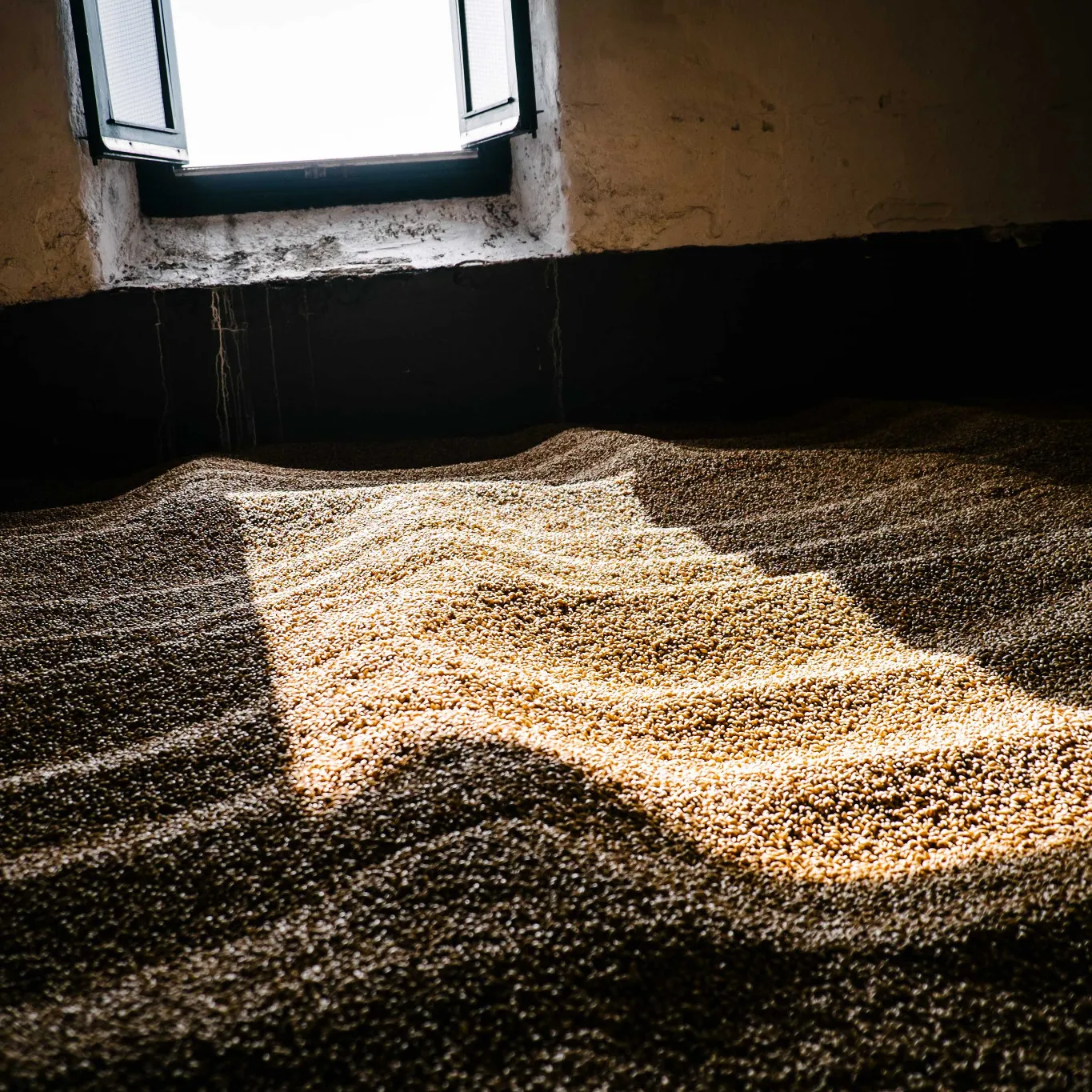 Image of sand designed for Laphroaig gloval travel retail