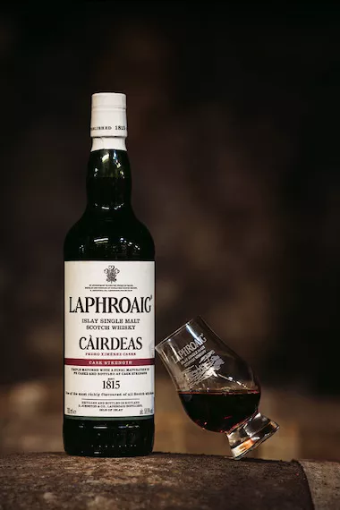 Laphroaig Cairdeas 2022 | Peaty & Smoky Whisky | Laphroaig Laphroaig Cairdeas 2022 | Peaty & Smoky Whisky | Laphroaig