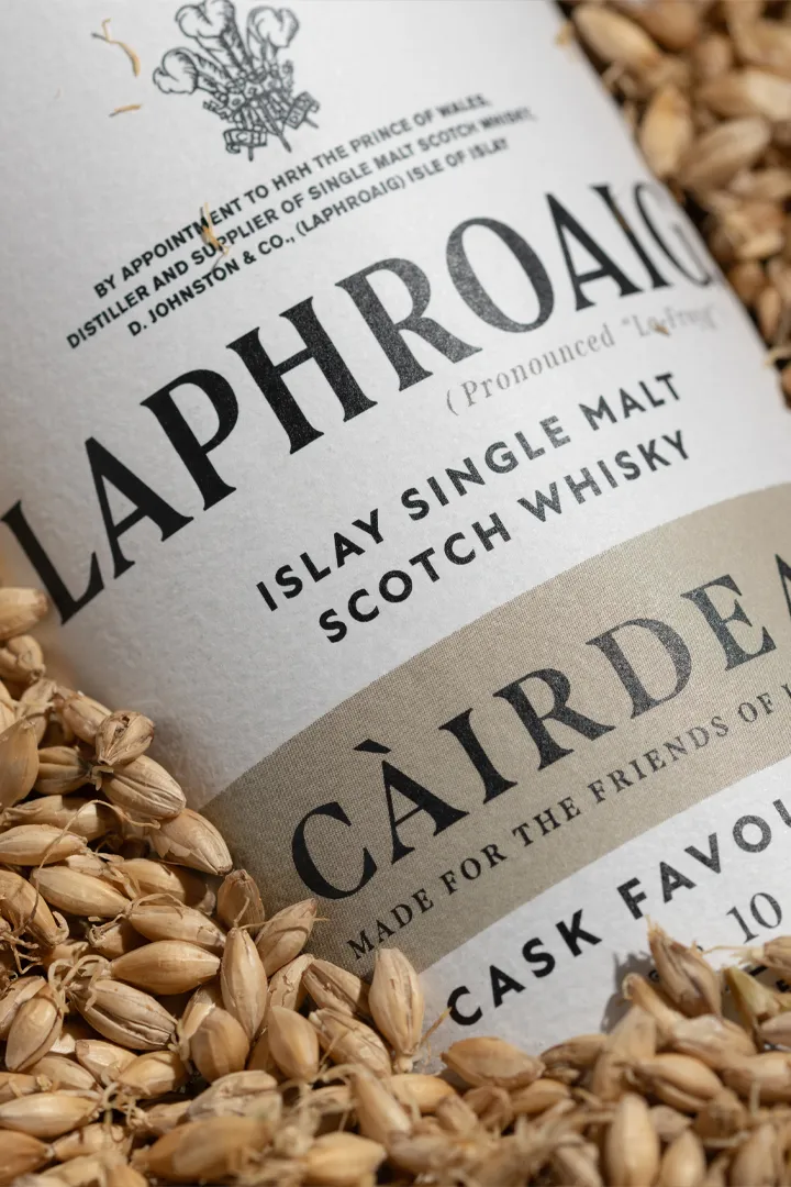 Laphroaig | 10 Year Old Batch 17 Cask Strength Laphroaig | 10 Year Old Batch 17 Cask Strength