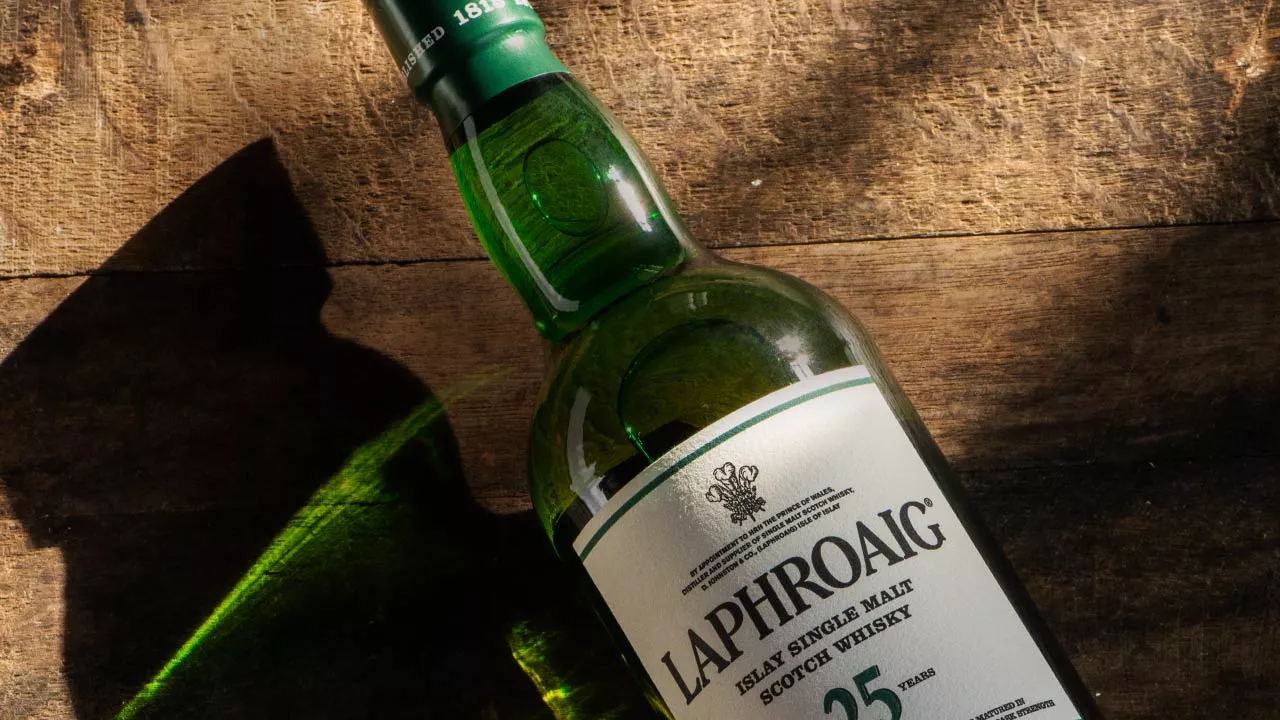 Laphroaig Four Oak Islay Single Malt Scotch Whisky [1000ml]