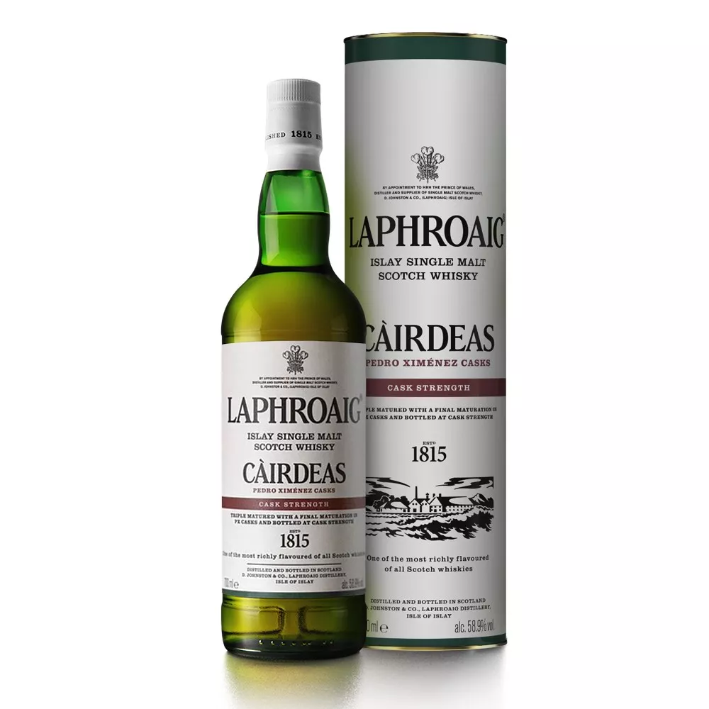 Laphroaig Cairdeas 2021 bottle next to its packaging