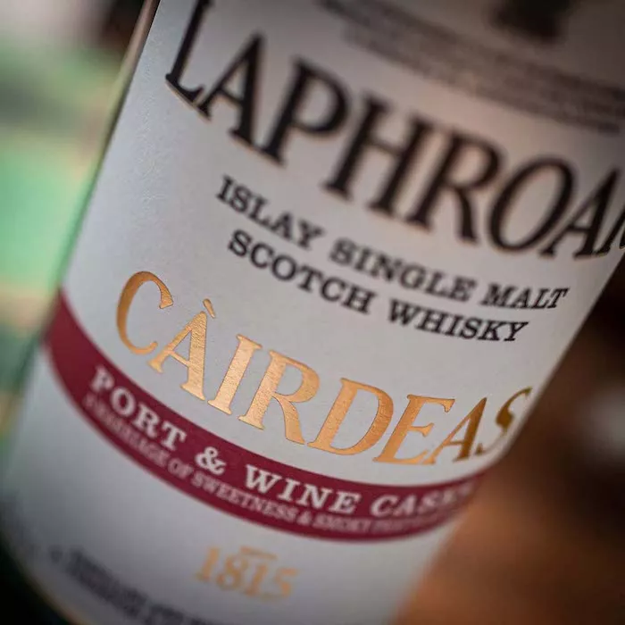 Close up of a Laphroaig Cairdeas Port & Wine label