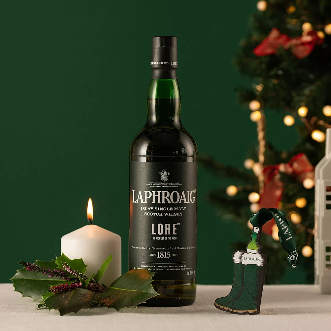 Lore_Gift_Guide_Laphroaig