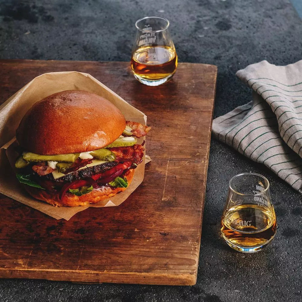 Laphroaig Friendship Day Kochbox burger
