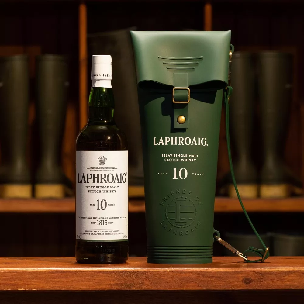 Laphroaig welly bag in boot room square