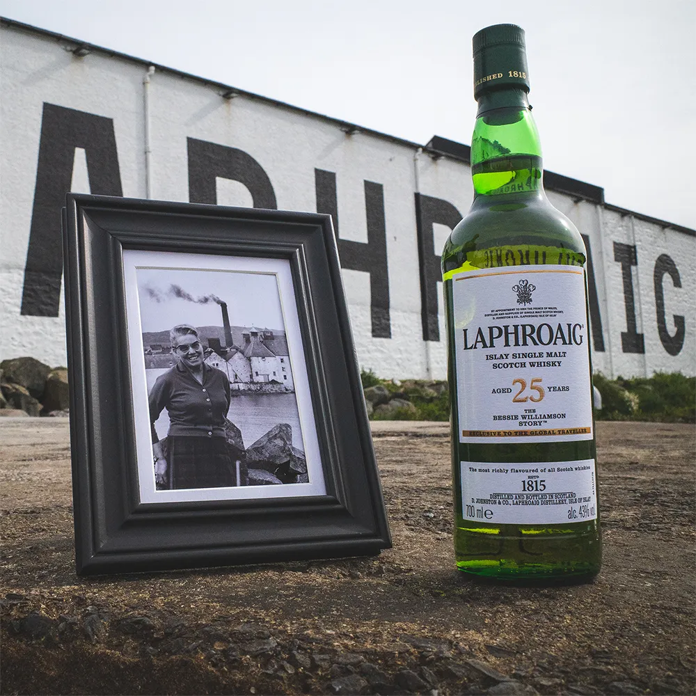 Laphroaig25YearsBessieWilliams_Staged_DistilleryImage