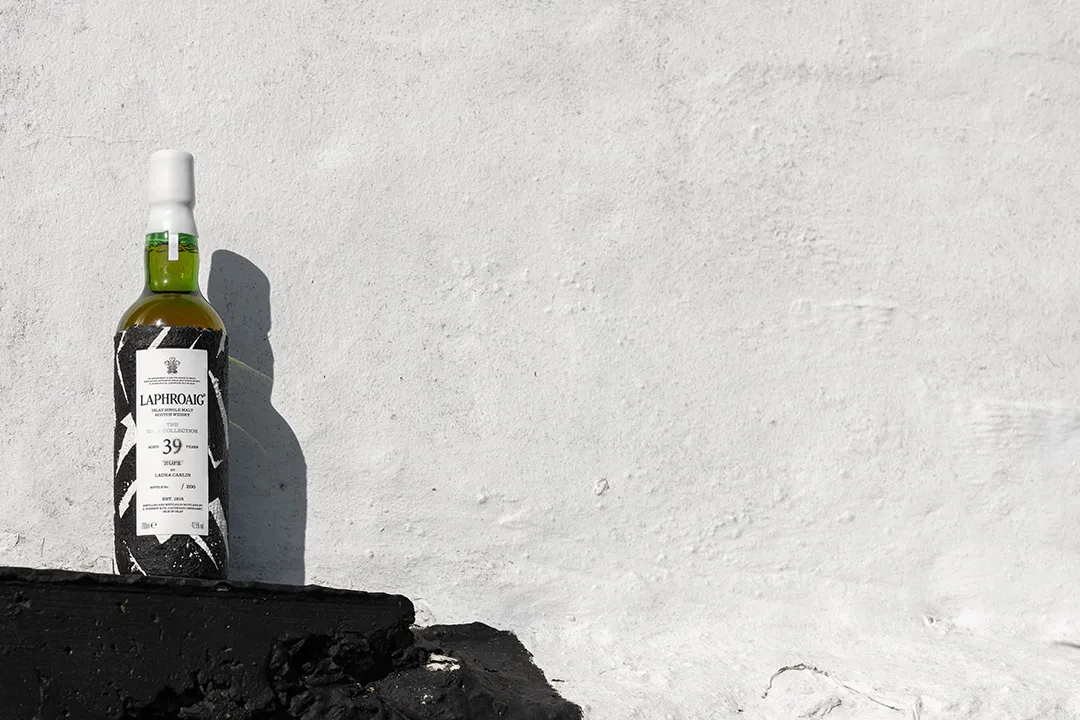 The Wall Rope White Wall Landscape