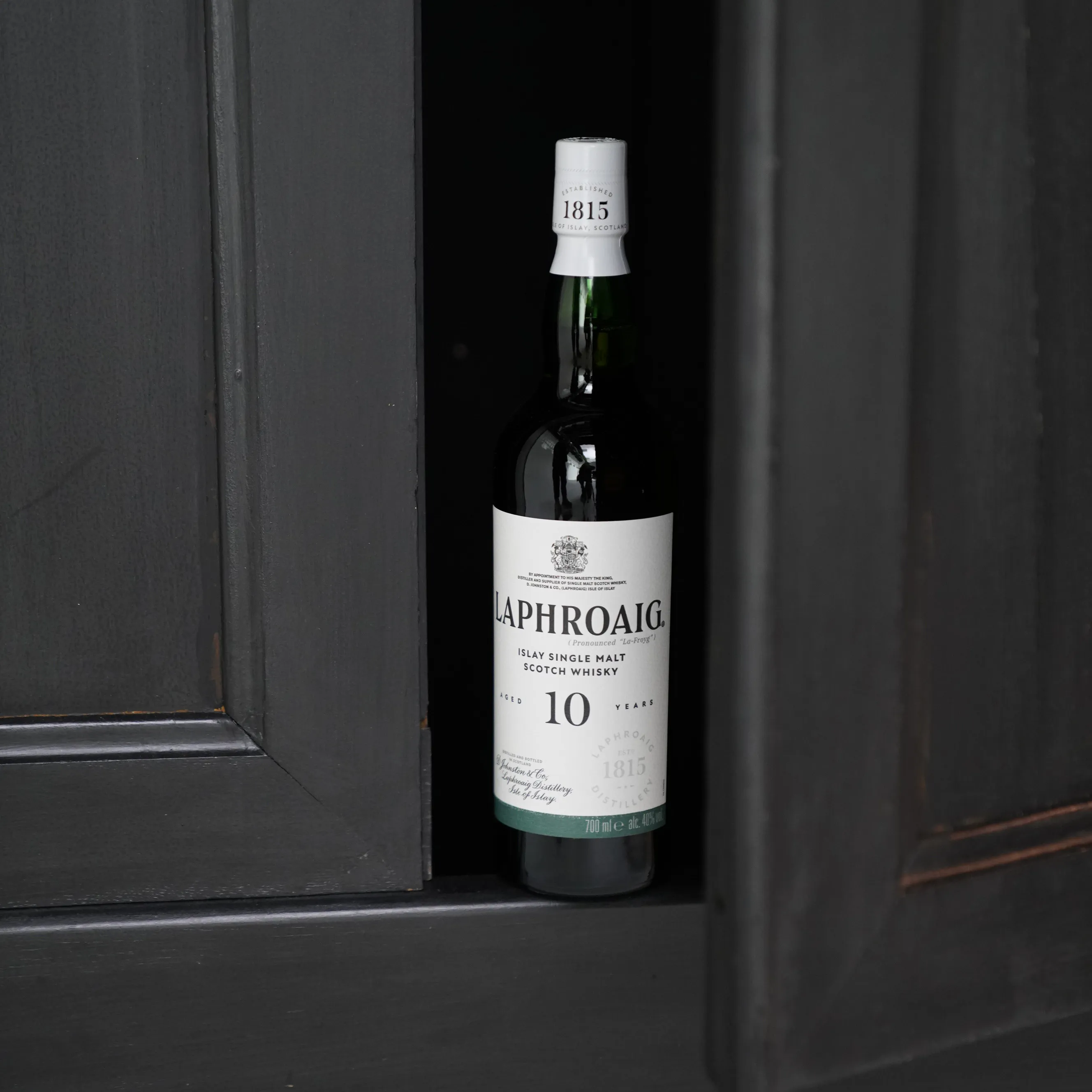 Square Wardrobe Teaser