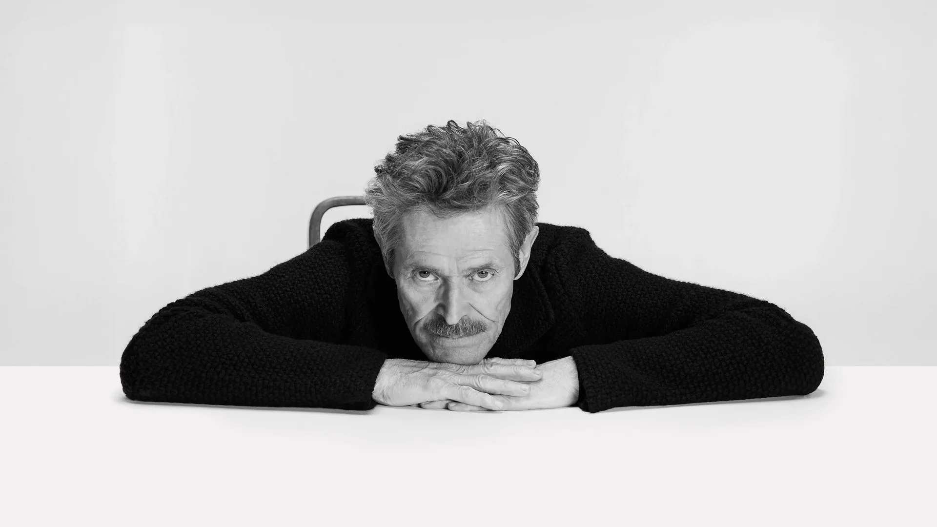 Willem Leaning Forward on Hands No Branding